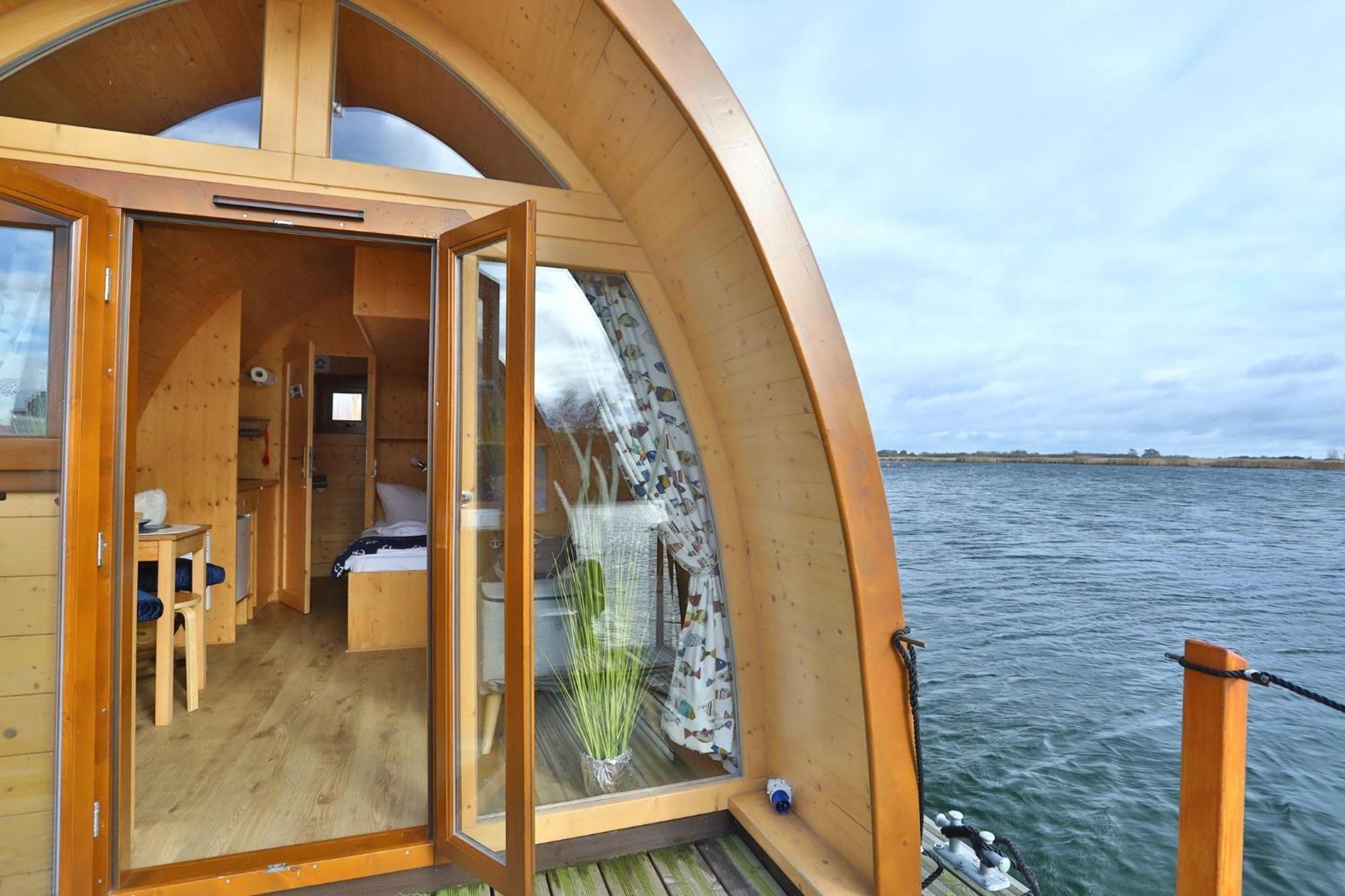 Hausboot Dotterbart Hotel Gager Exterior foto